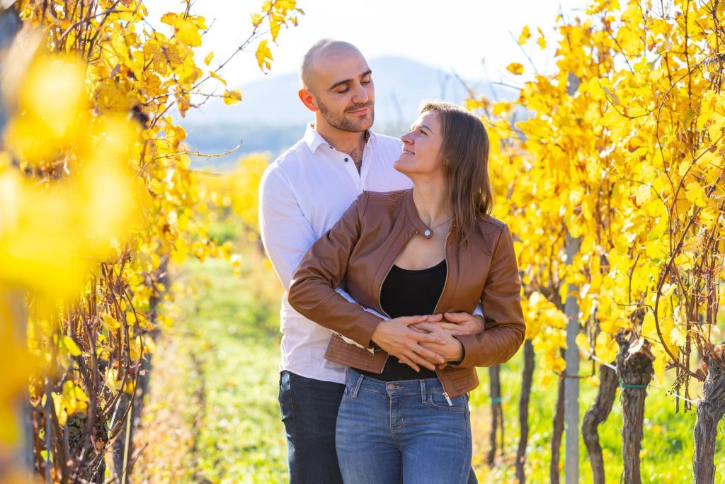 séance photo couple dans les vignes. Séance photo saint valentin. Carte cadeau